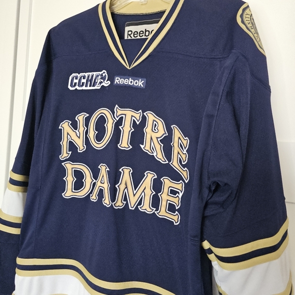 NWT: Notre Dame hockey jersey size S - Picture 12 of 16